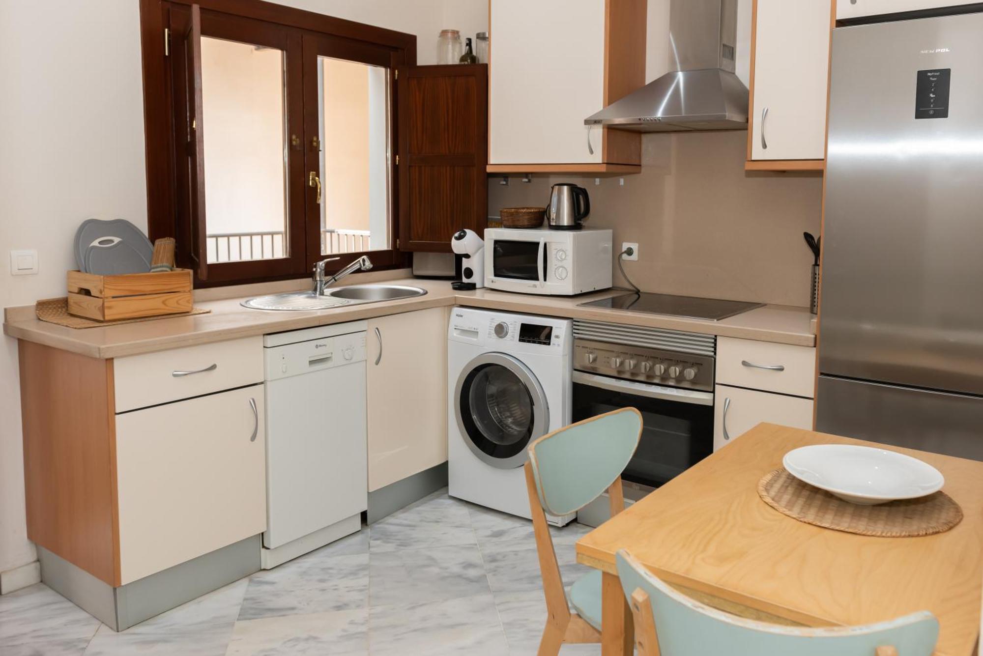 Charming & Quiet Apartment In Plaza Del Salvador Sevilla Exterior foto
